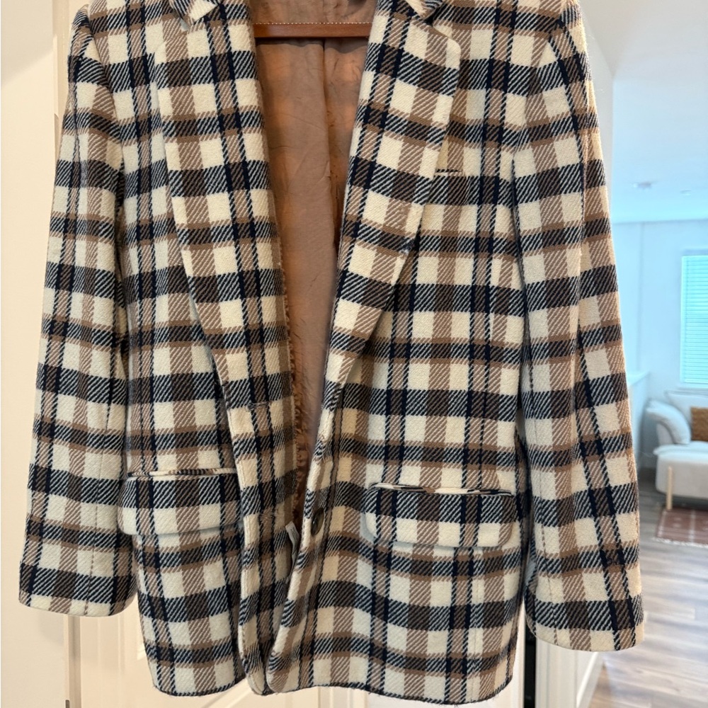 JH Collectibles Checkered Blazer in Black, White, and Tan